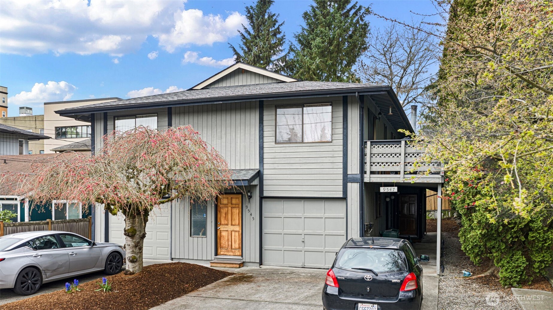 9545 Interlake Avenue N, Seattle, WA 98103