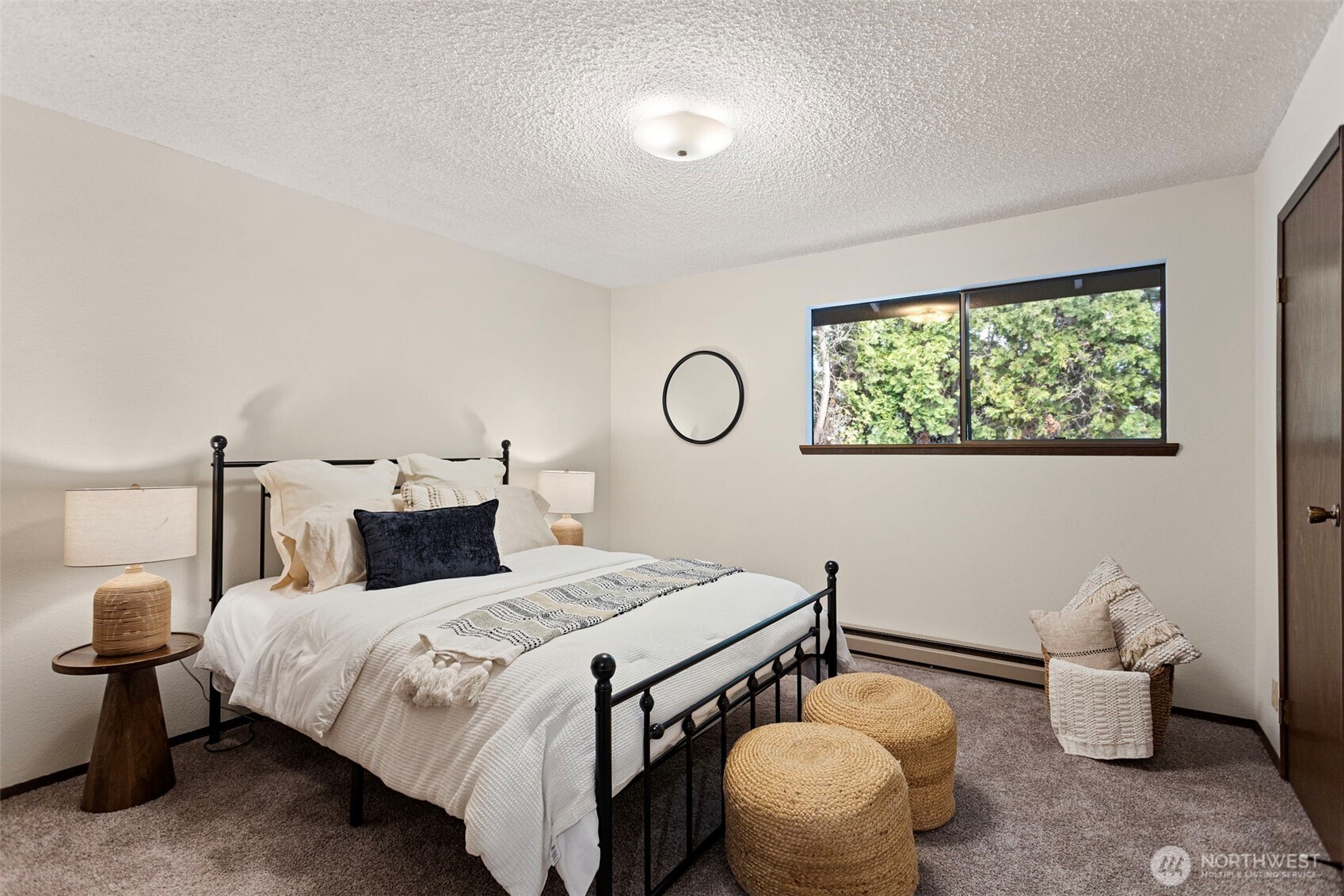 9545 Interlake Avenue N, Seattle, WA 98103