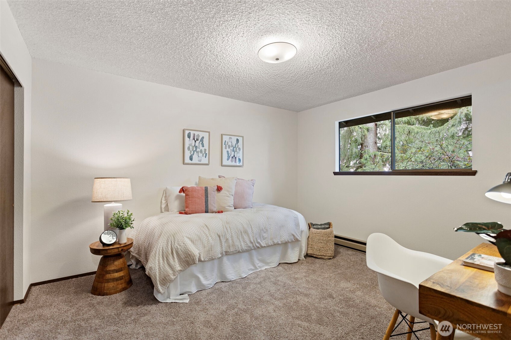 9545 Interlake Avenue N, Seattle, WA 98103