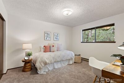 9545 Interlake Avenue N, Seattle, WA 98103 - Photo 25