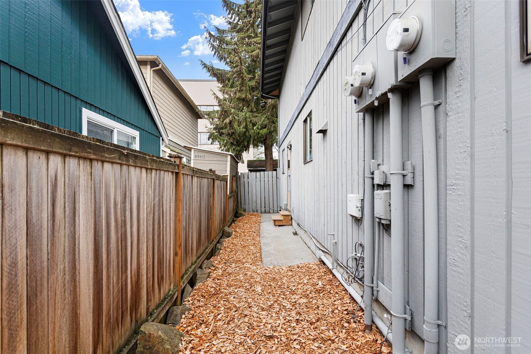 9545 Interlake Avenue N, Seattle, WA 98103