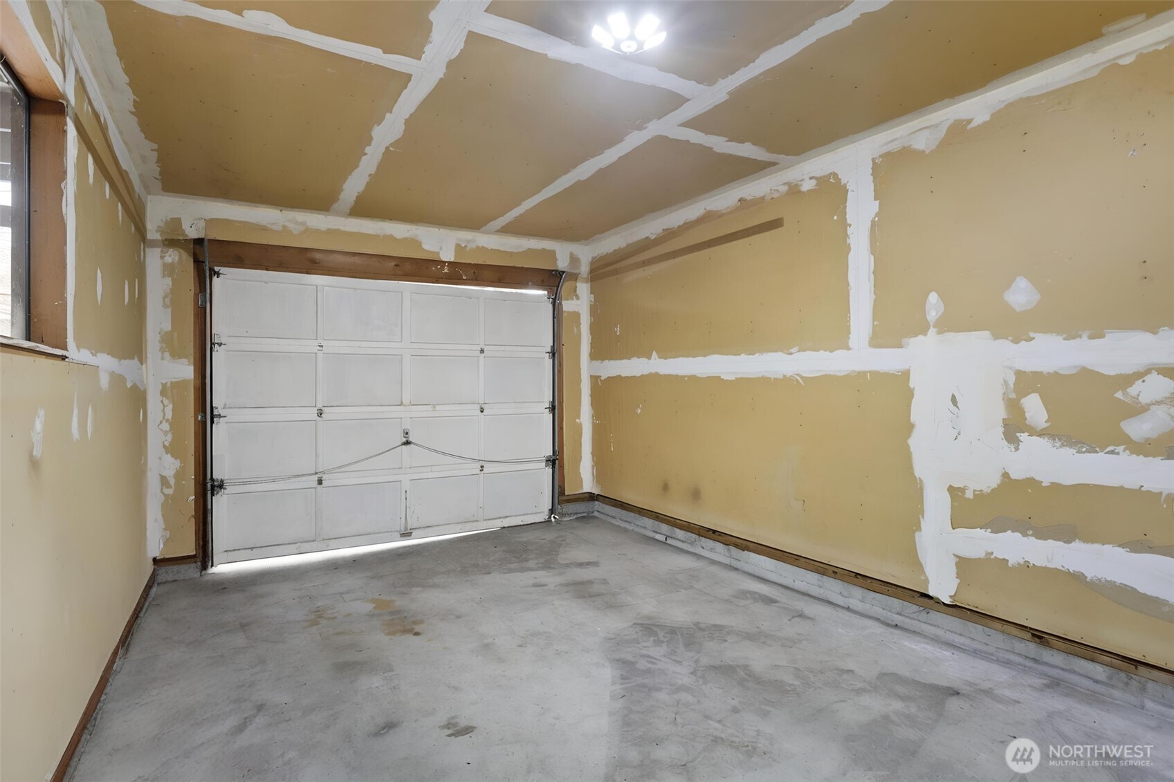 9545 Interlake Avenue N, Seattle, WA 98103