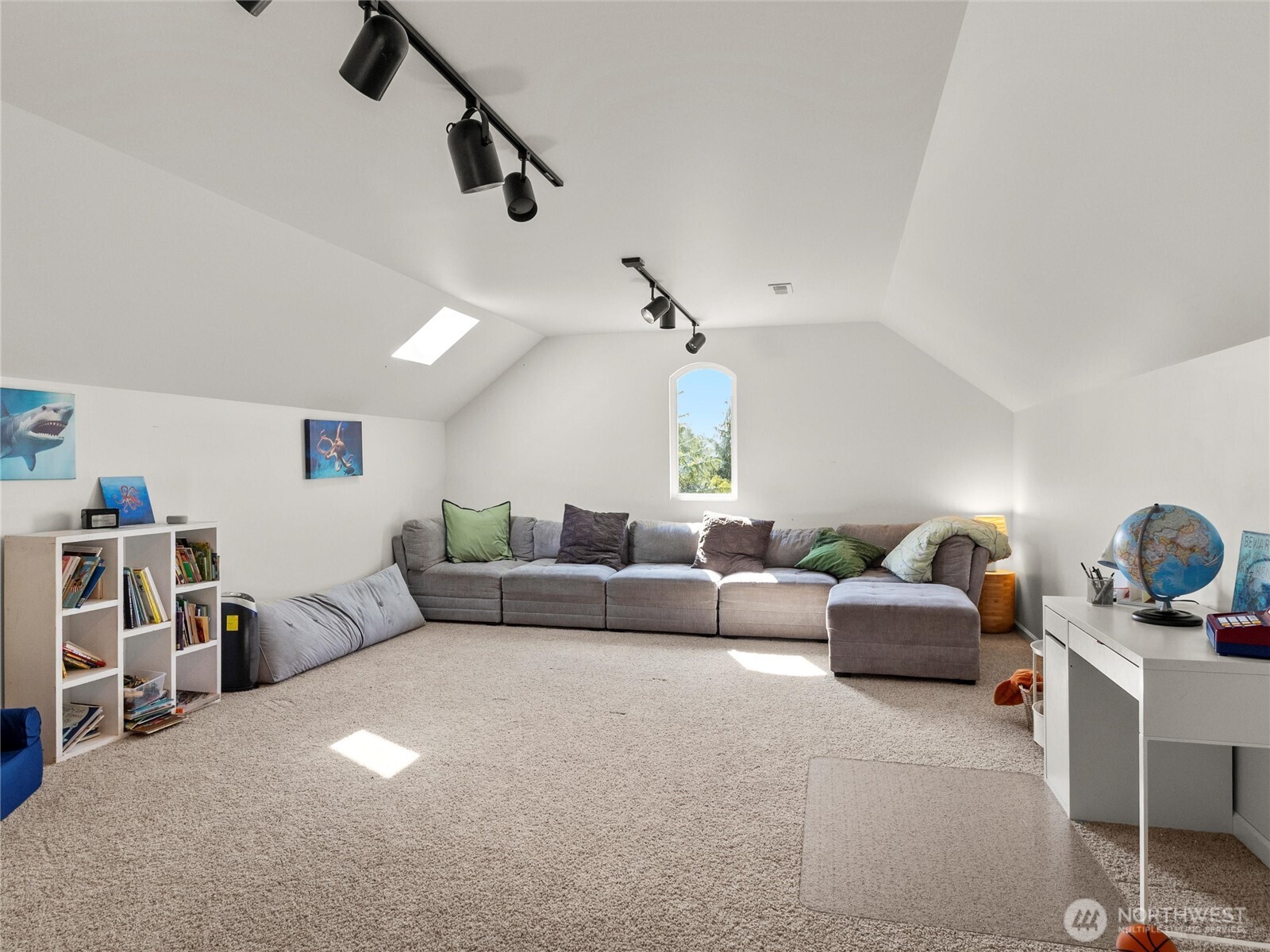 2510 Cascade Drive E, Roy, WA 98580