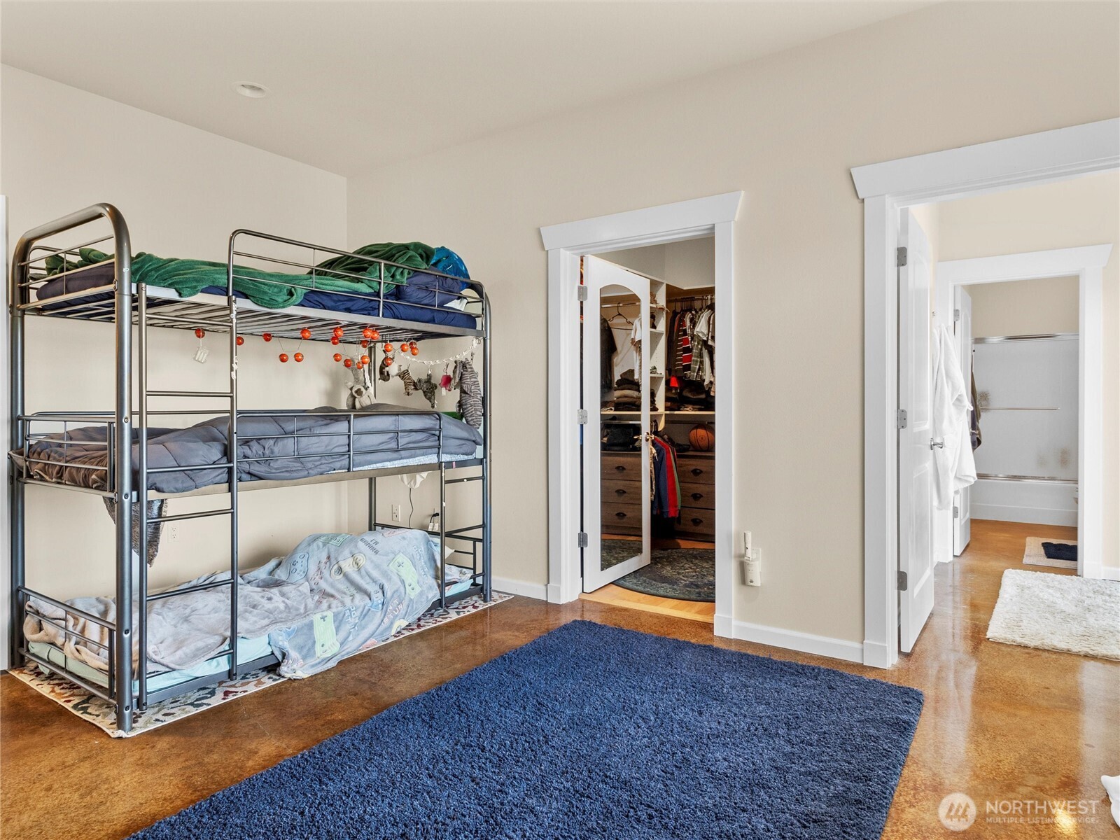 2510 Cascade Drive E, Roy, WA 98580