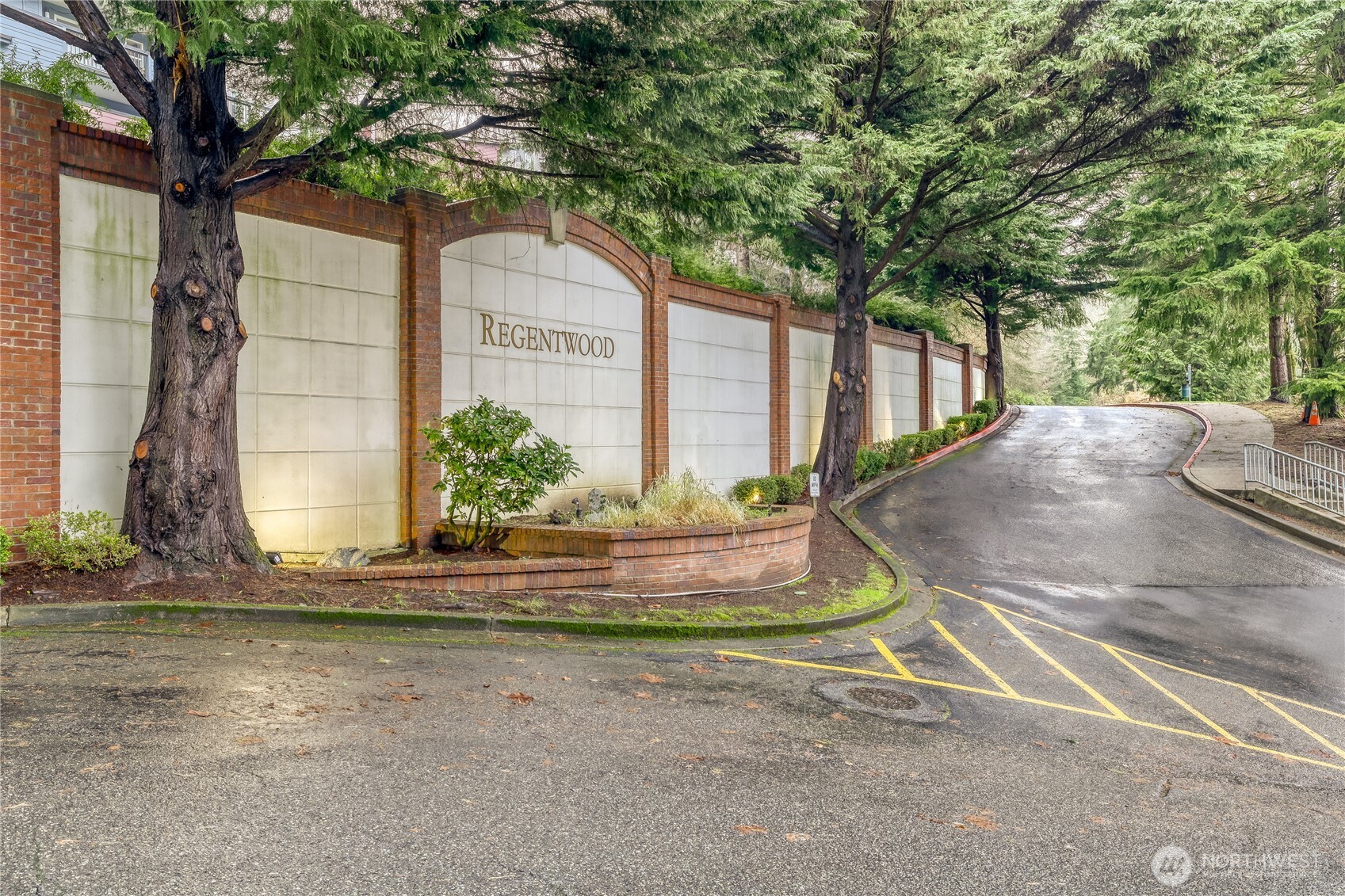 15805 Waynita Way NE #D107, Bothell, WA 98011