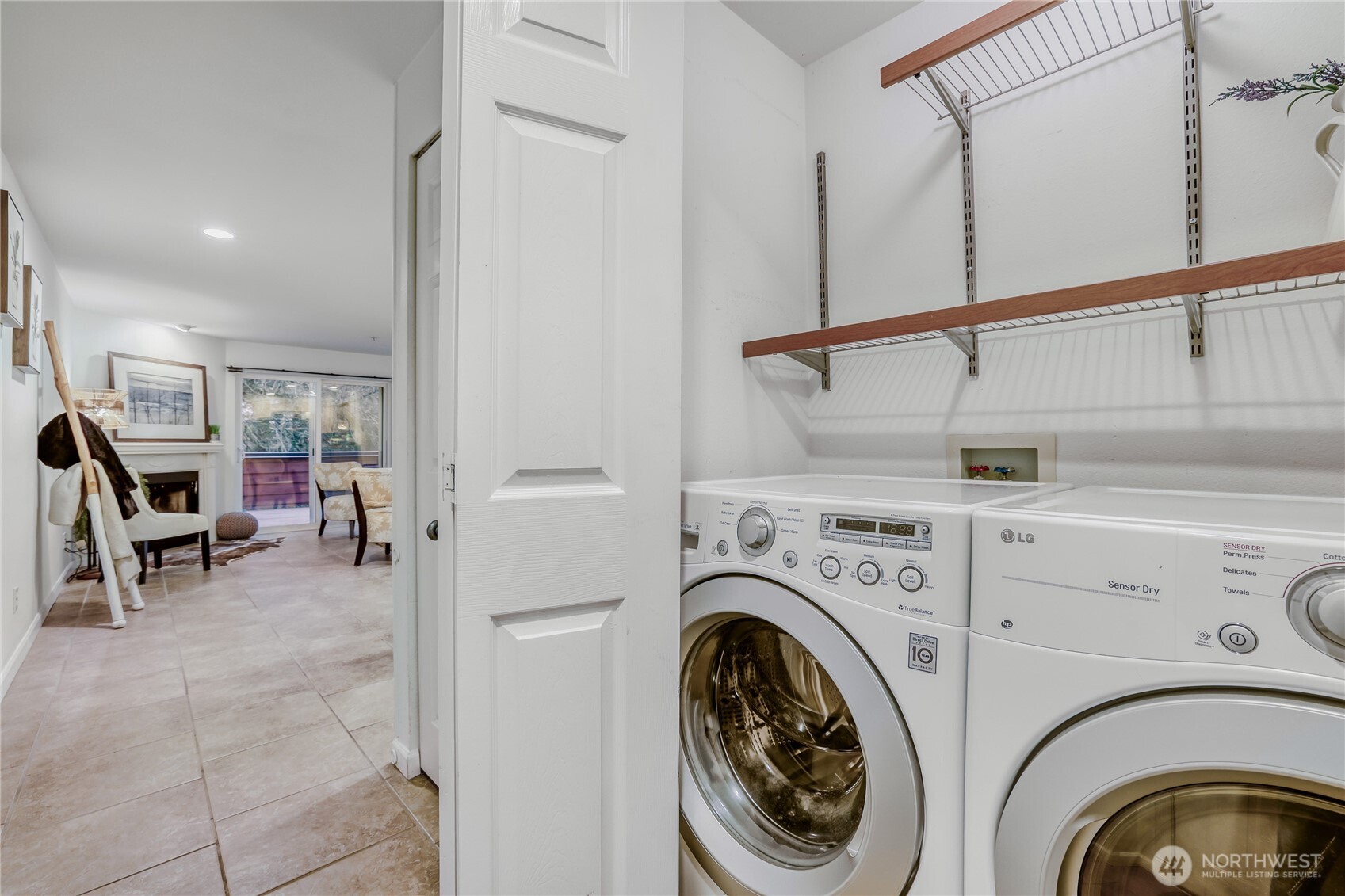 15805 Waynita Way NE #D107, Bothell, WA 98011