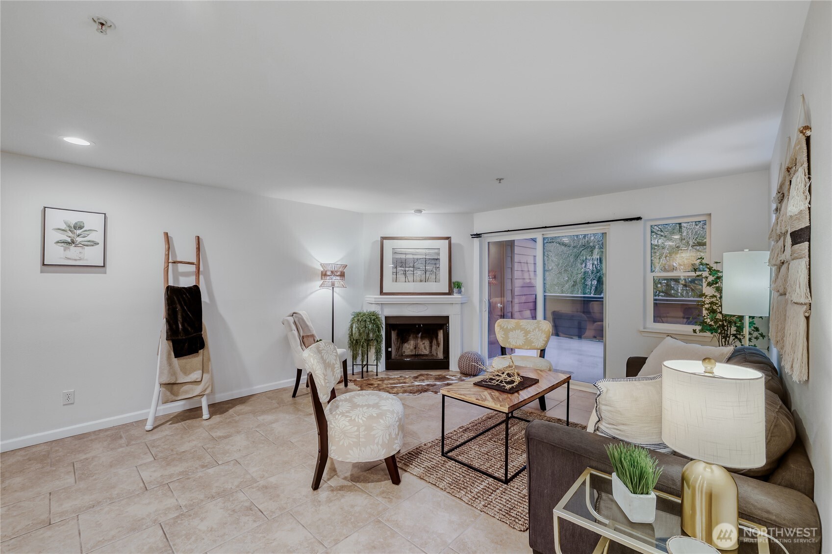 15805 Waynita Way NE #D107, Bothell, WA 98011