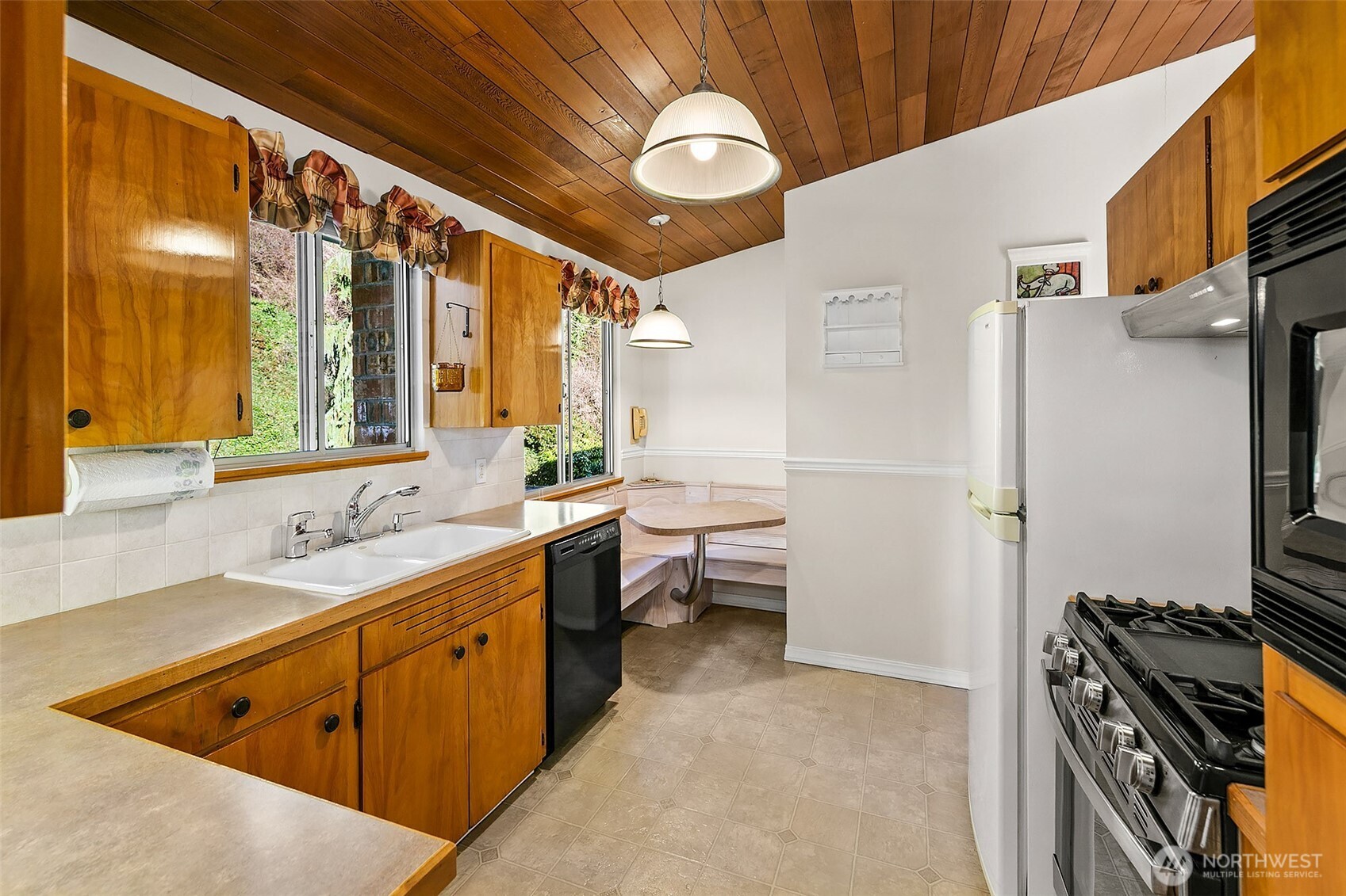 2624 SW 172nd Street , Burien, WA 98166