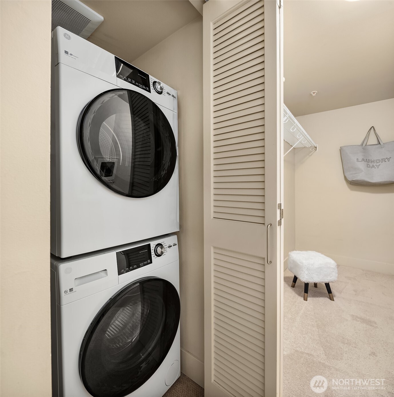 530 Broadway E #236, Seattle, WA 98102