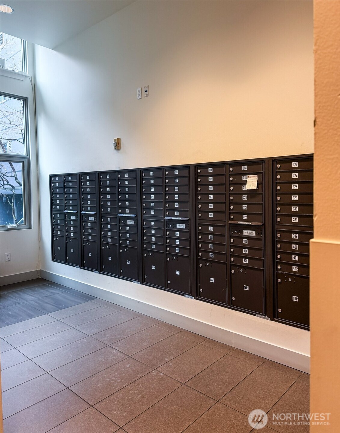 530 Broadway E #236, Seattle, WA 98102