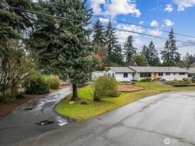 18930 66th Place W, Lynnwood, WA 98036 - Photo 17