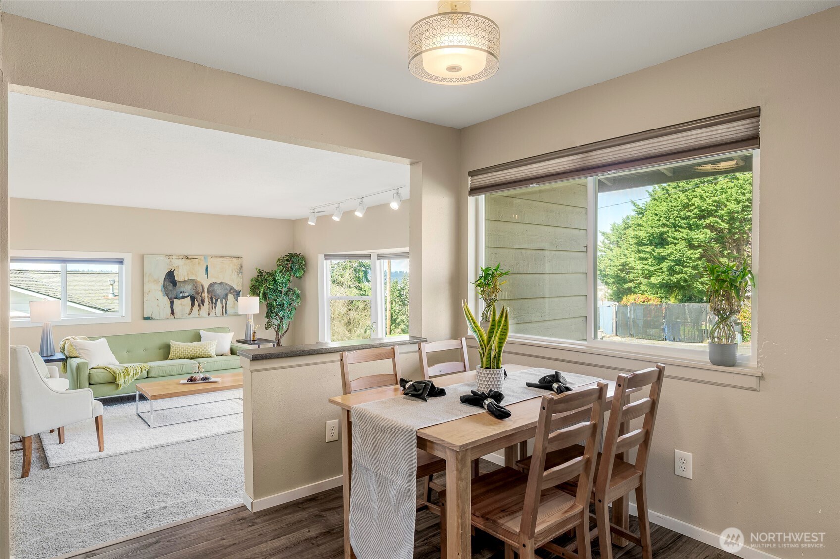 9537 S 213th Street , Kent, WA 98031
