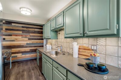 9537 S 213th Street , Kent, WA 98031 - Photo 10
