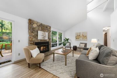 2014 193rd Avenue SE, Sammamish, WA 98075 - Photo 4