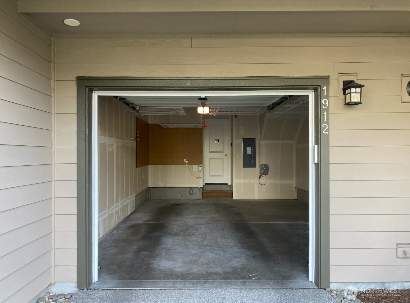 1912 113th Place SE, Everett, WA 98208