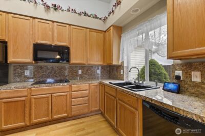 12315 203rd Ave Court E, Bonney Lake, WA 98391 - Photo 11