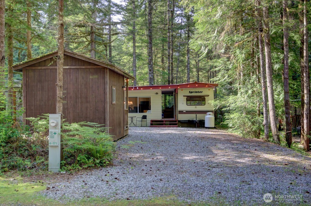 171 4 Christmas Tree Circle , Deming, WA 98244