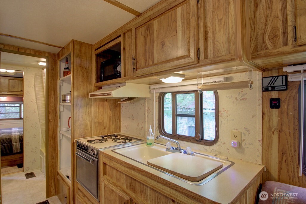 171 4 Christmas Tree Circle , Deming, WA 98244