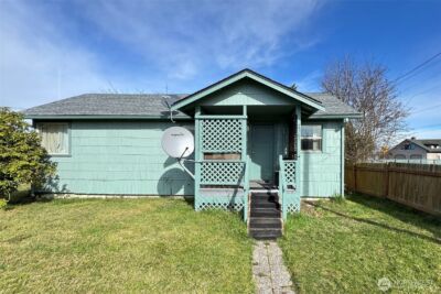 2367 E Fourth Avenue , Port Angeles, WA 98362