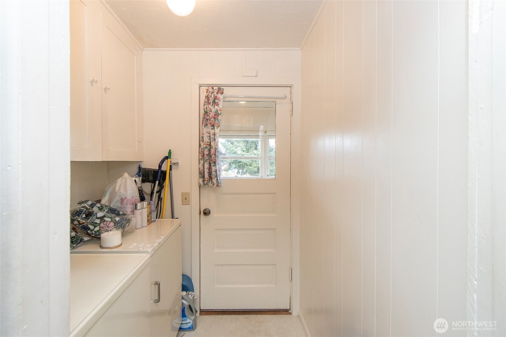 2367 E Fourth Avenue , Port Angeles, WA 98362