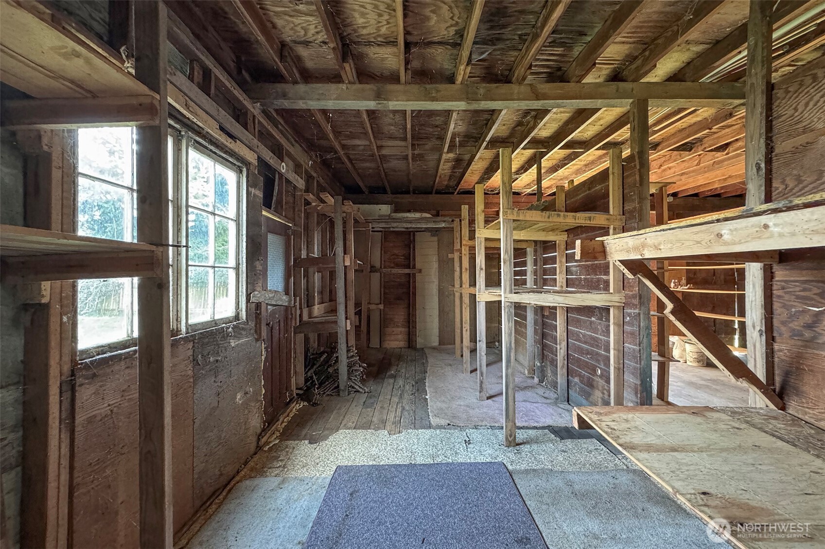 2367 E Fourth Avenue , Port Angeles, WA 98362