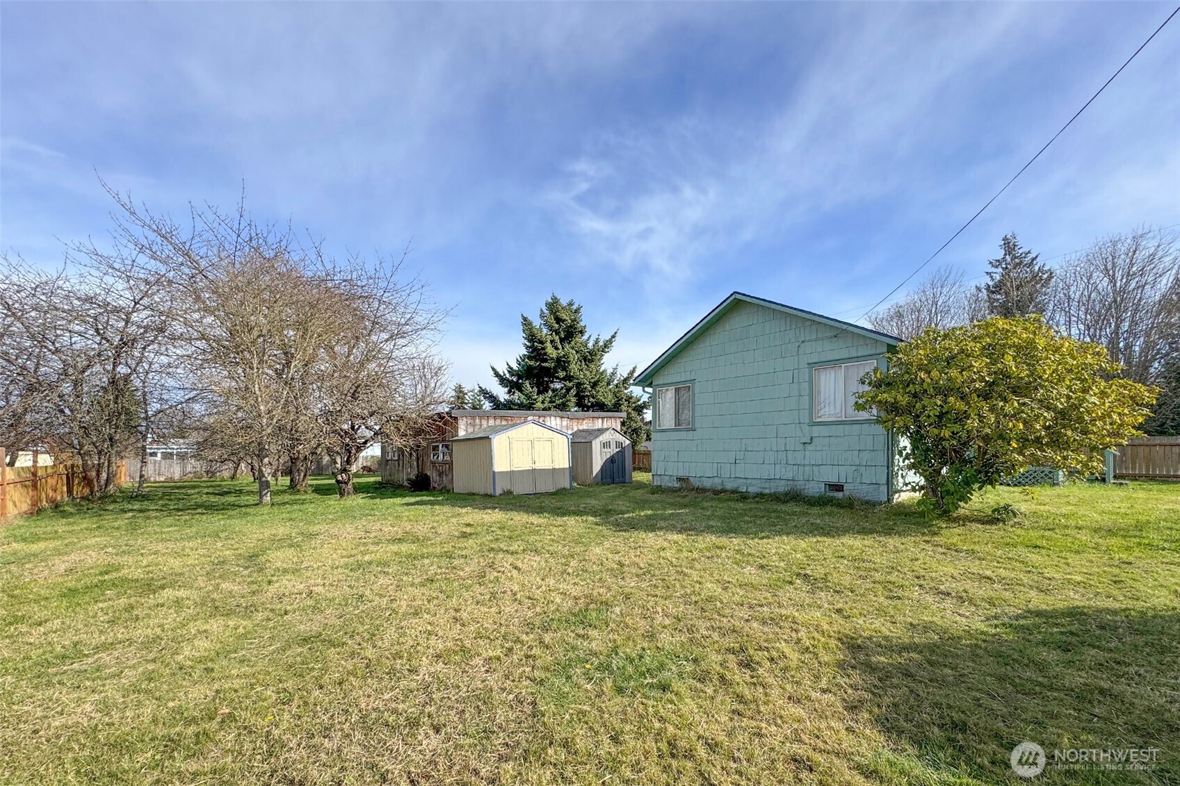 2367 E Fourth Avenue , Port Angeles, WA 98362