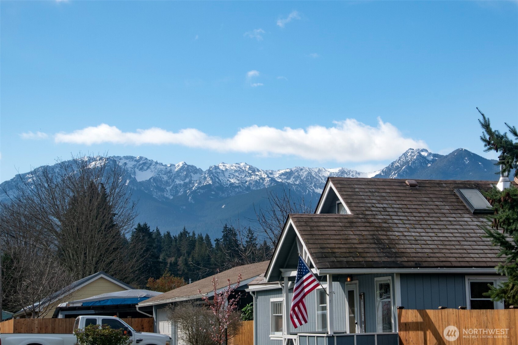 2367 E Fourth Avenue , Port Angeles, WA 98362