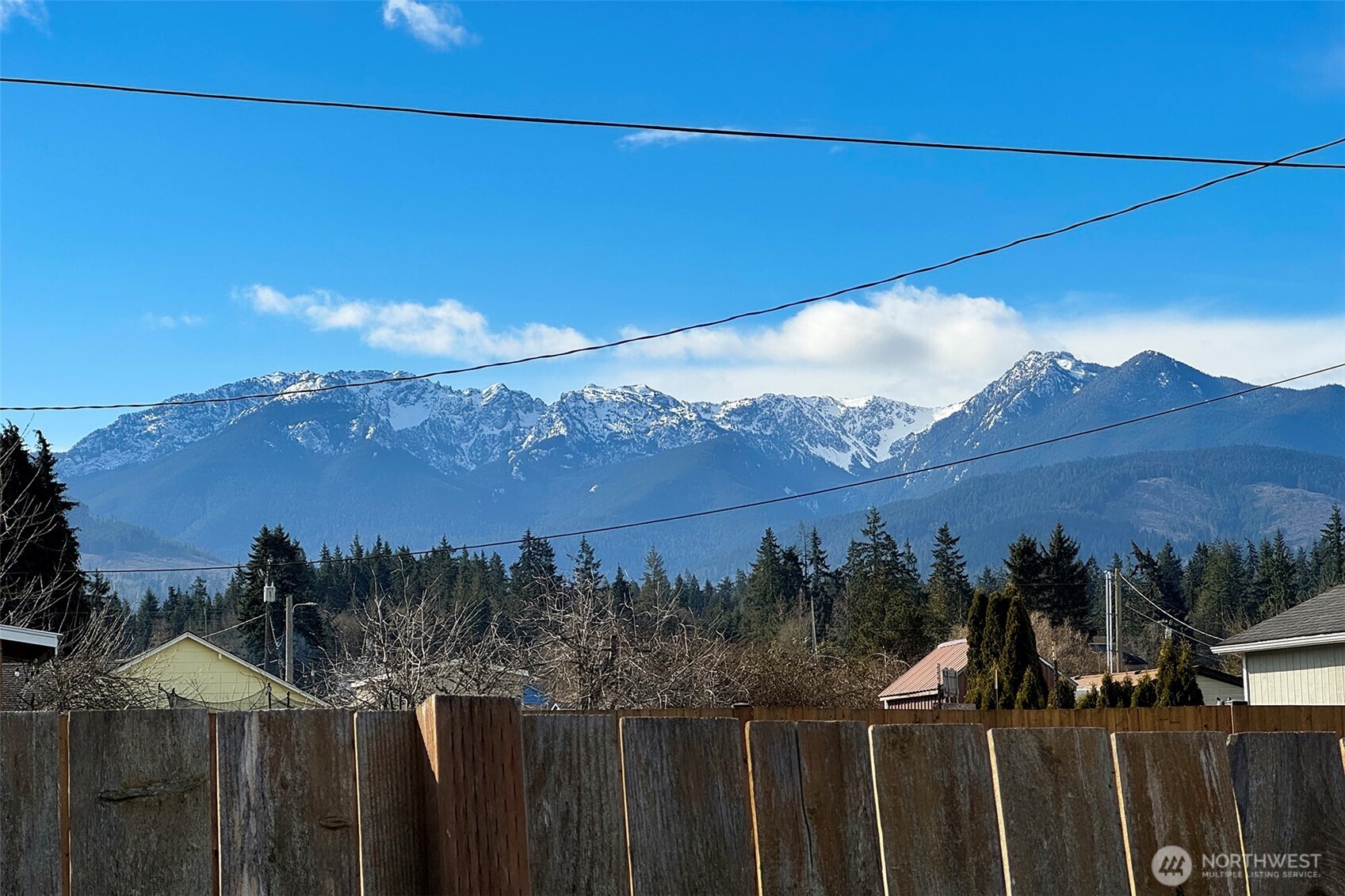 2367 E Fourth Avenue , Port Angeles, WA 98362