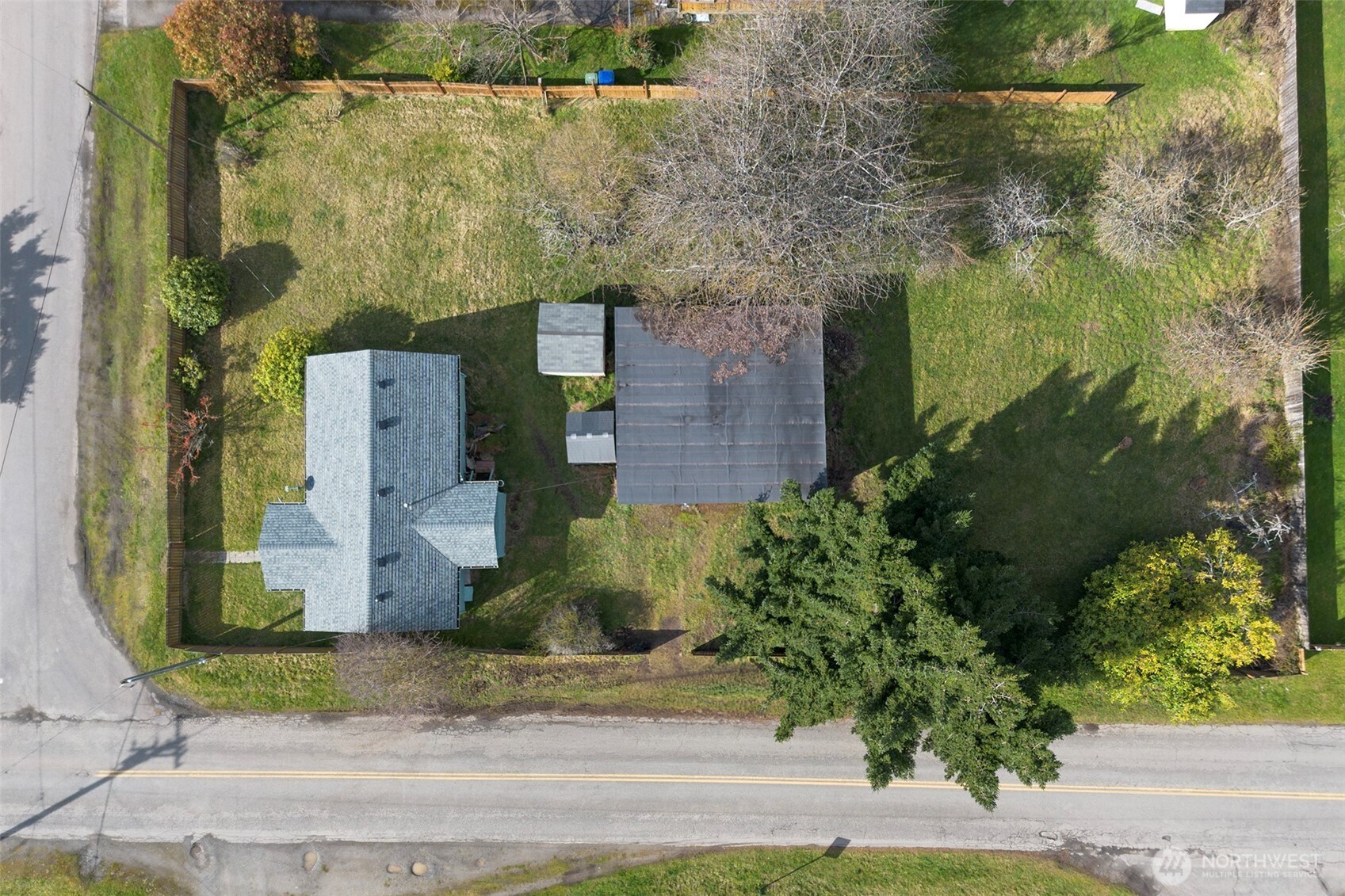 2367 E Fourth Avenue , Port Angeles, WA 98362