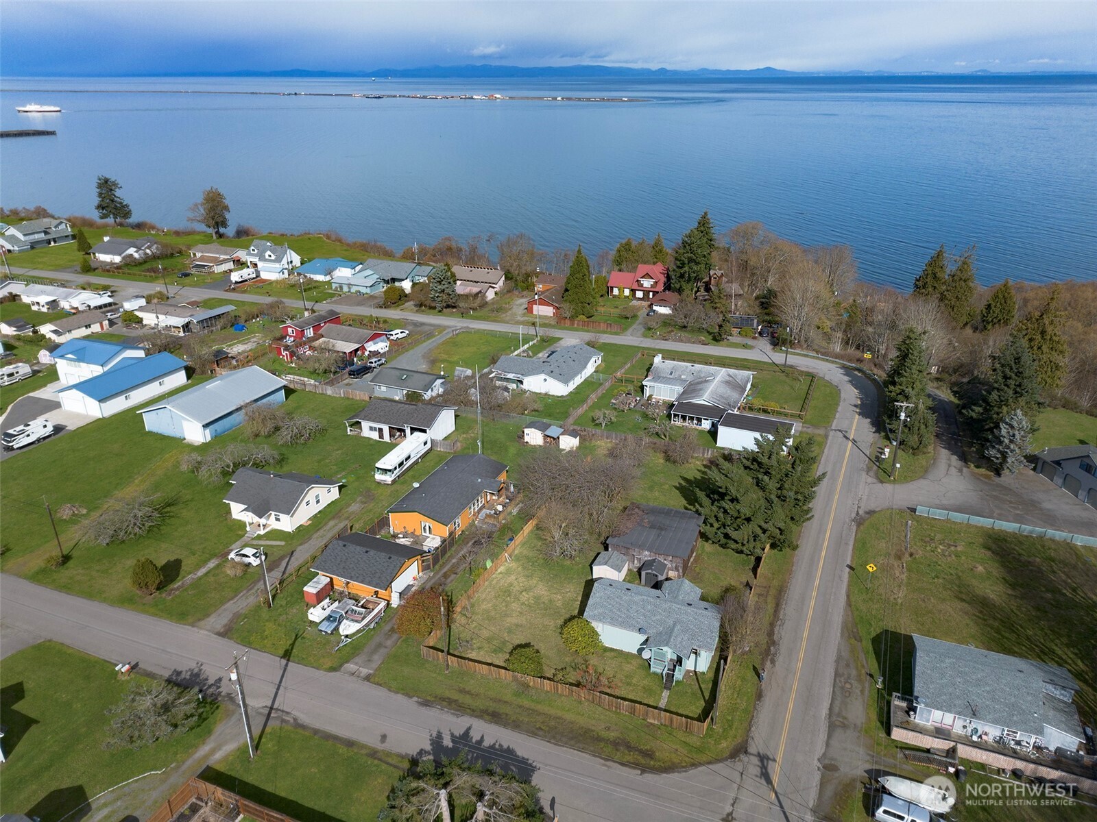 2367 E Fourth Avenue , Port Angeles, WA 98362