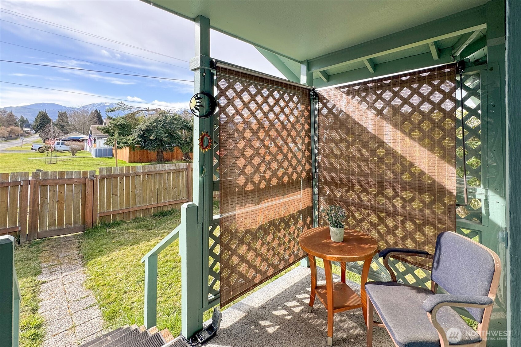 2367 E Fourth Avenue , Port Angeles, WA 98362