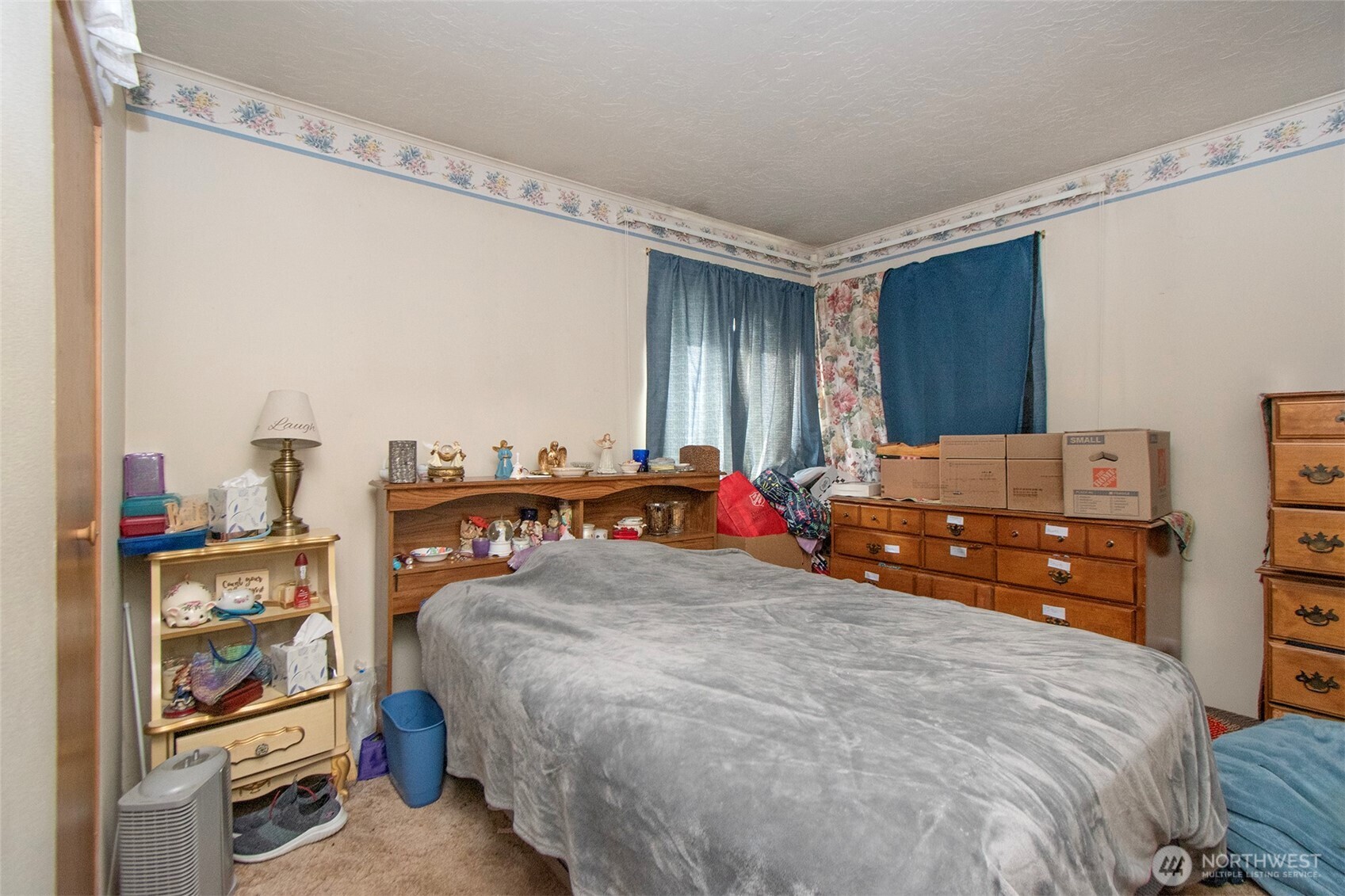 2367 E Fourth Avenue , Port Angeles, WA 98362