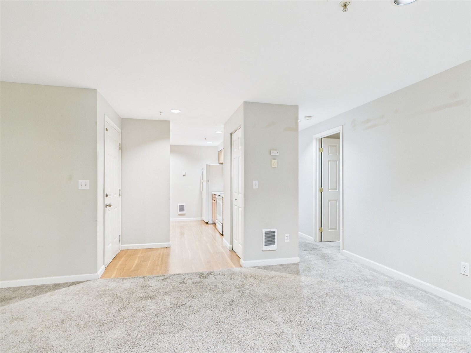 26335 116th Avenue SE #H 205, Kent, WA 98030