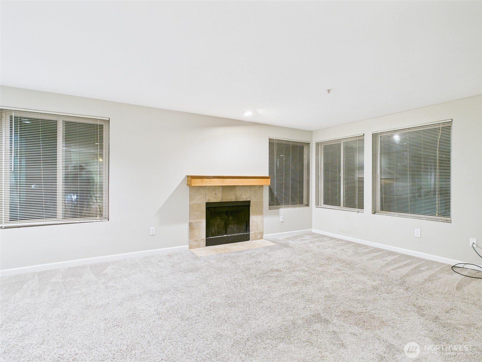 26335 116th Avenue SE #H 205, Kent, WA 98030