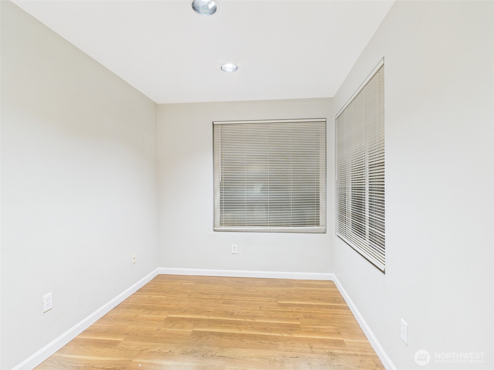 26335 116th Avenue SE #H 205, Kent, WA 98030