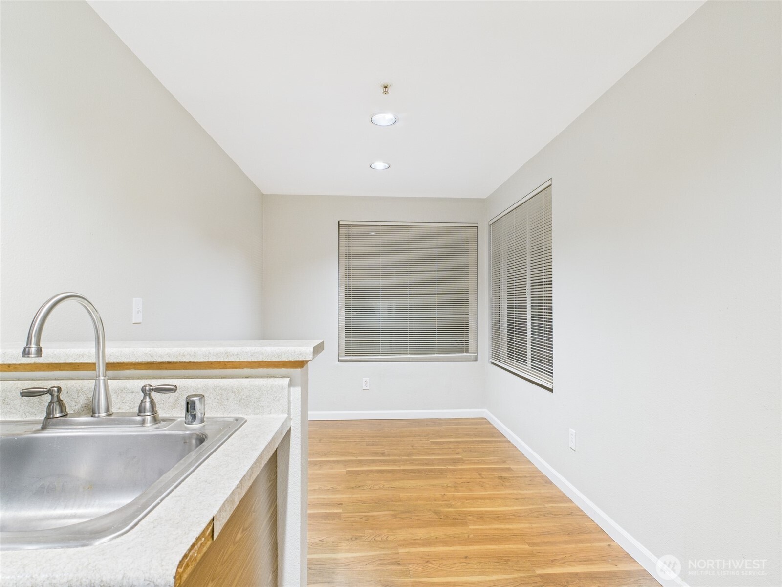 26335 116th Avenue SE #H 205, Kent, WA 98030