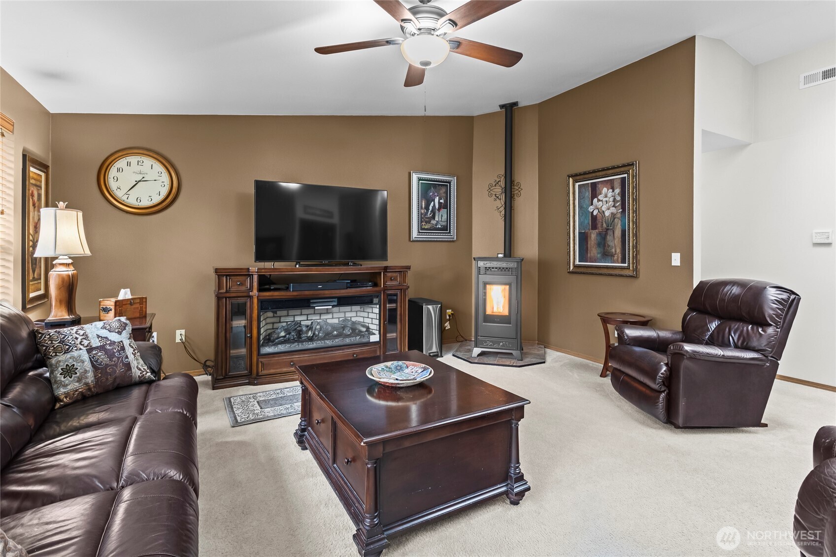 21701 31st Avenue E, Spanaway, WA 98387