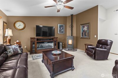 21701 31st Avenue E, Spanaway, WA 98387 - Photo 9