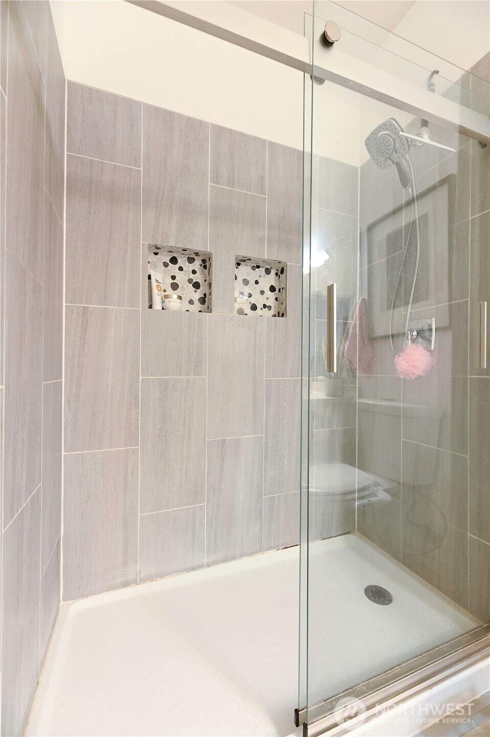 17761 134th Lane SE, Renton, WA 98058