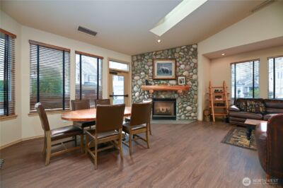 17761 134th Lane SE, Renton, WA 98058 - Photo 32