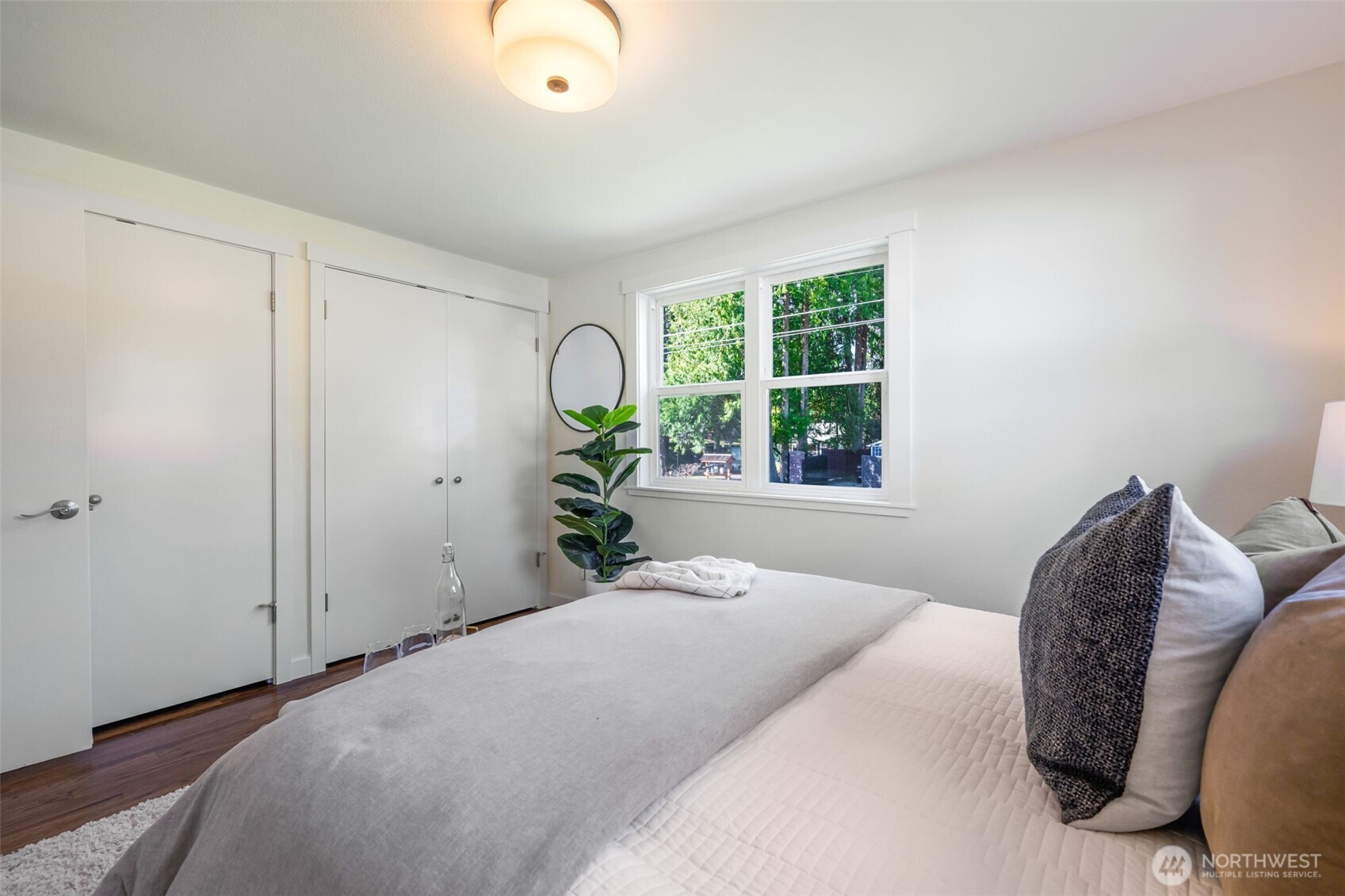 1557 NE 171st Street , Shoreline, WA 98155