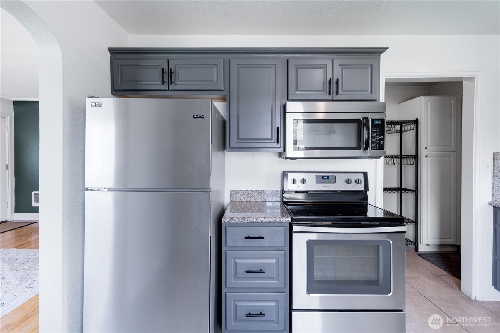 835 20th Avenue , Longview, WA 98632