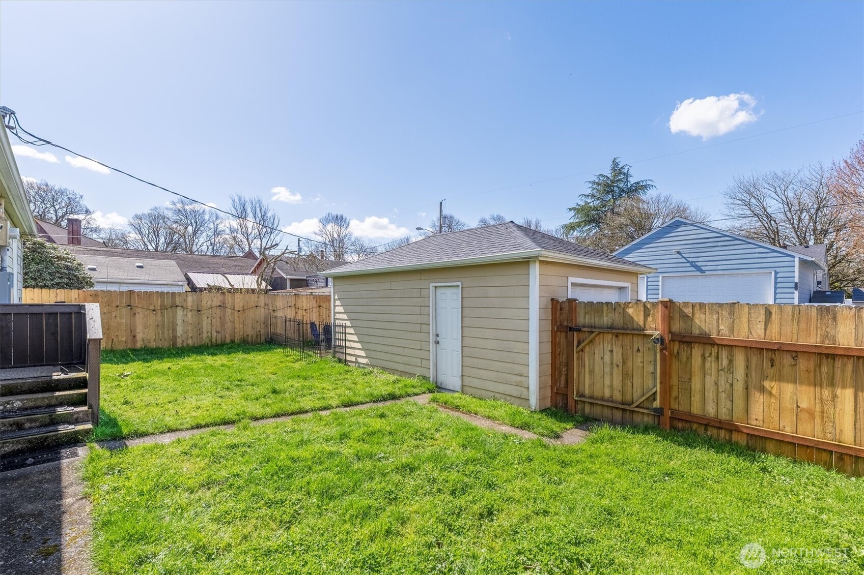 835 20th Avenue , Longview, WA 98632