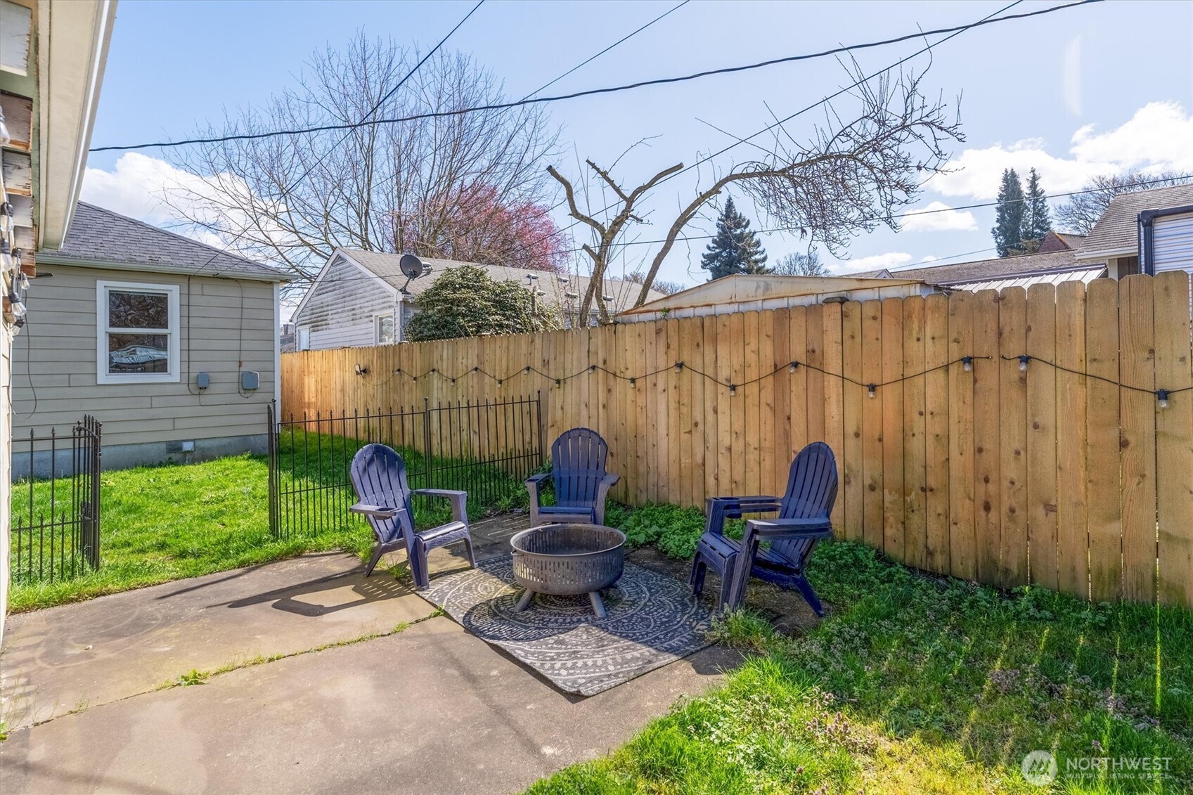 835 20th Avenue , Longview, WA 98632