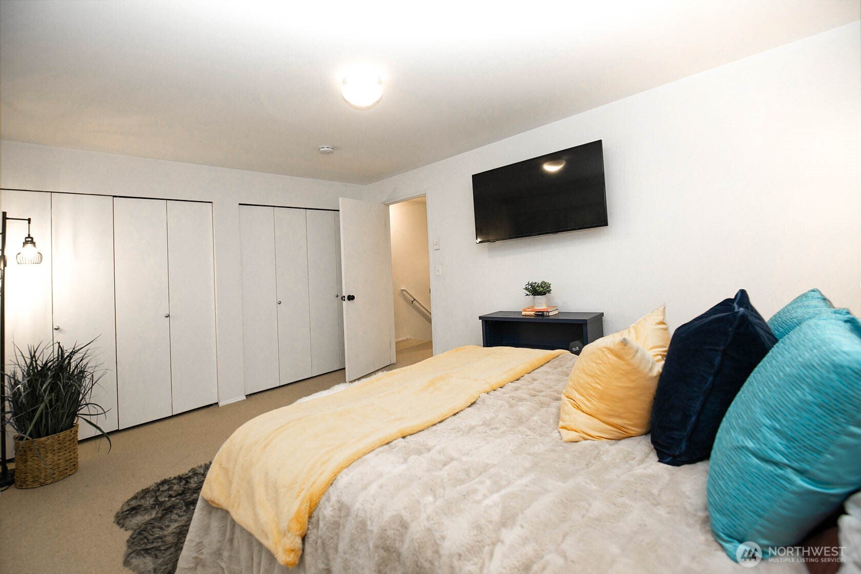 19620 80th Avenue W #G, Edmonds, WA 98026