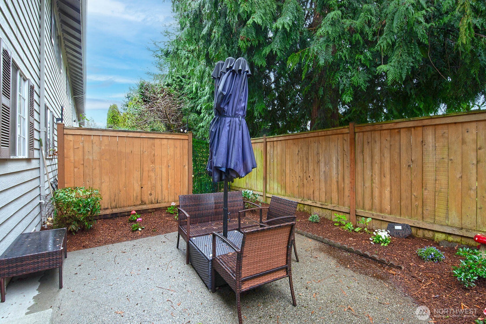 19620 80th Avenue W #G, Edmonds, WA 98026