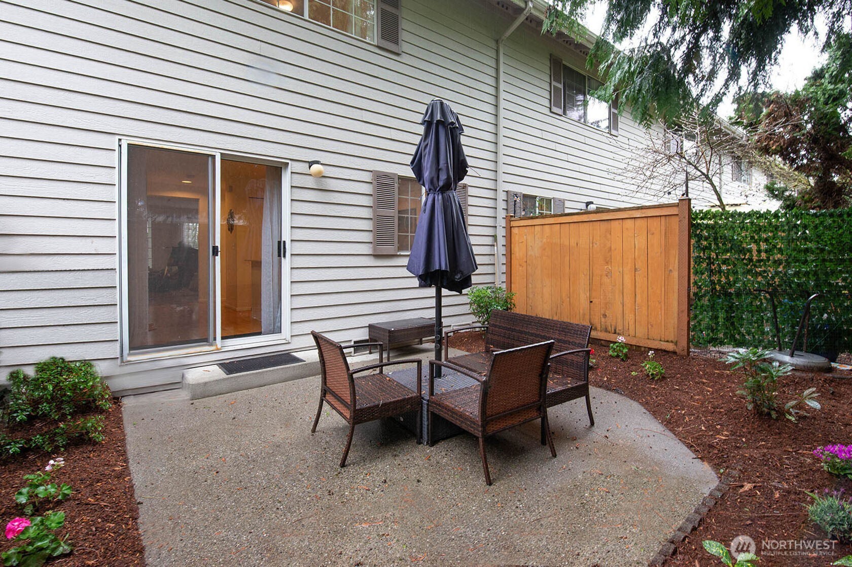 19620 80th Avenue W #G, Edmonds, WA 98026