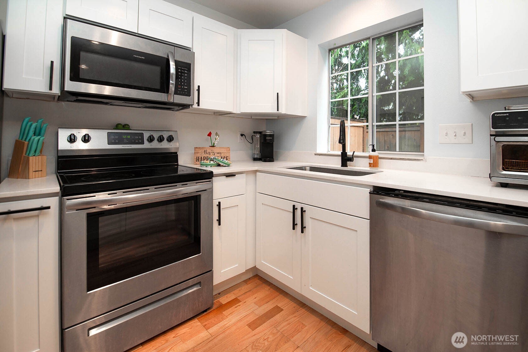 19620 80th Avenue W #G, Edmonds, WA 98026