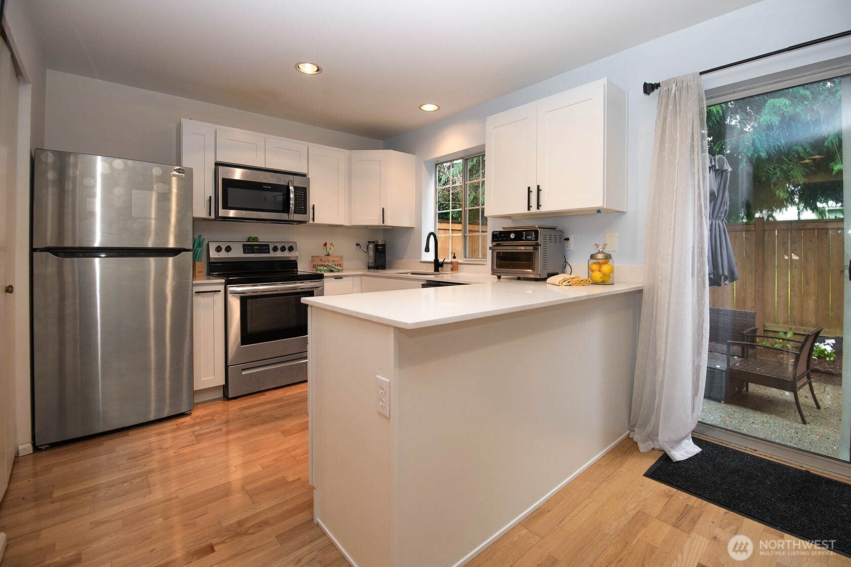 19620 80th Avenue W #G, Edmonds, WA 98026