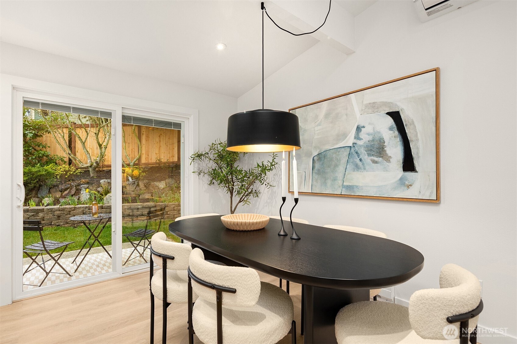 1513 3rd Place , Kirkland, WA 98033